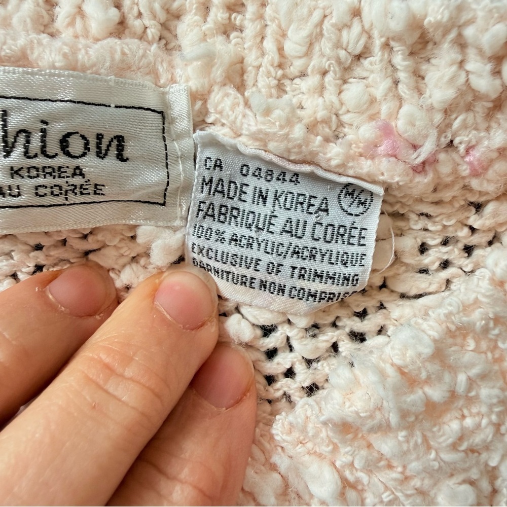 Vintage Pale Pink Floral-Appliqué Crewneck Sweater - Picture 6 of 8